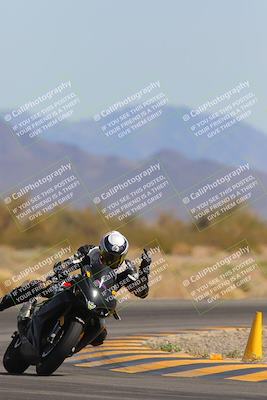 media/Mar-12-2023-SoCal Trackdays (Sun) [[d4c8249724]]/Turn 15 (145pm)/